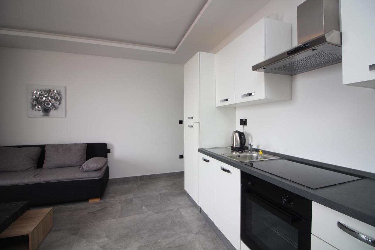Apartments Toni Primošten Esterno foto