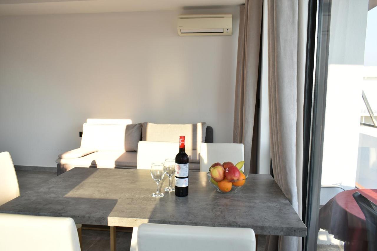 Apartments Toni Primošten Esterno foto