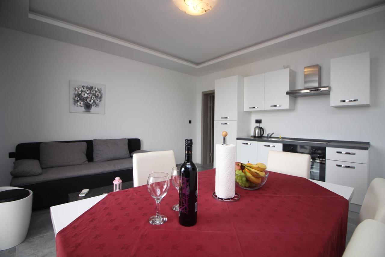 Apartments Toni Primošten Esterno foto